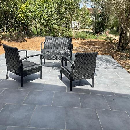 Appartement Avec Jardin Privatif Cuers Extérieur photo