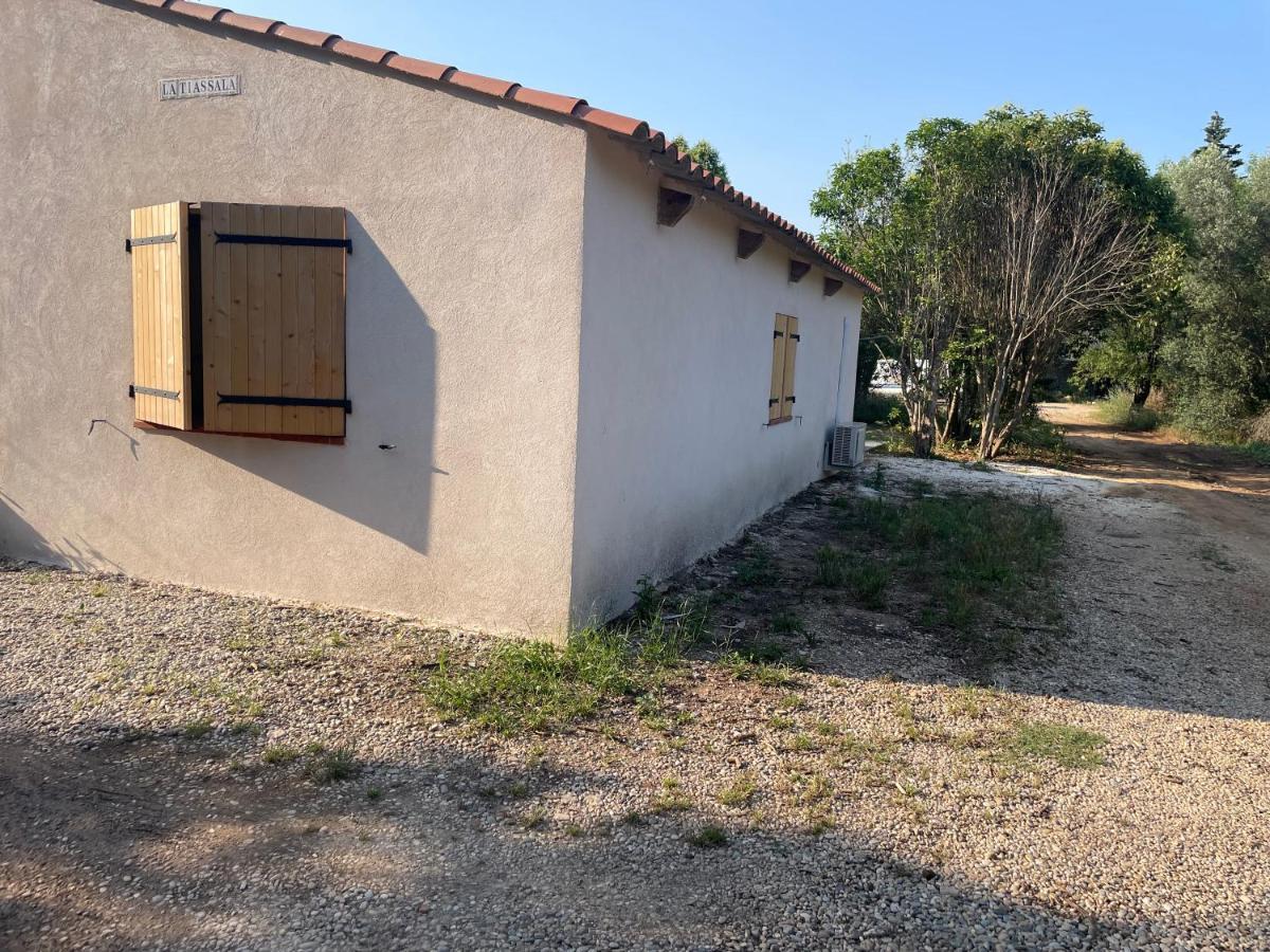 Appartement Avec Jardin Privatif Cuers Extérieur photo